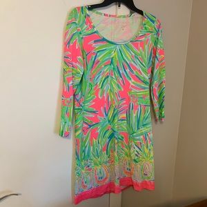 Adorable Lily Pulitzer t-shirt dress